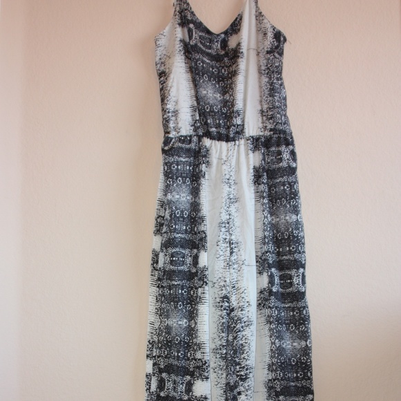 🎉🎉Animal Print Jumpsuit - Picture 1 of 3